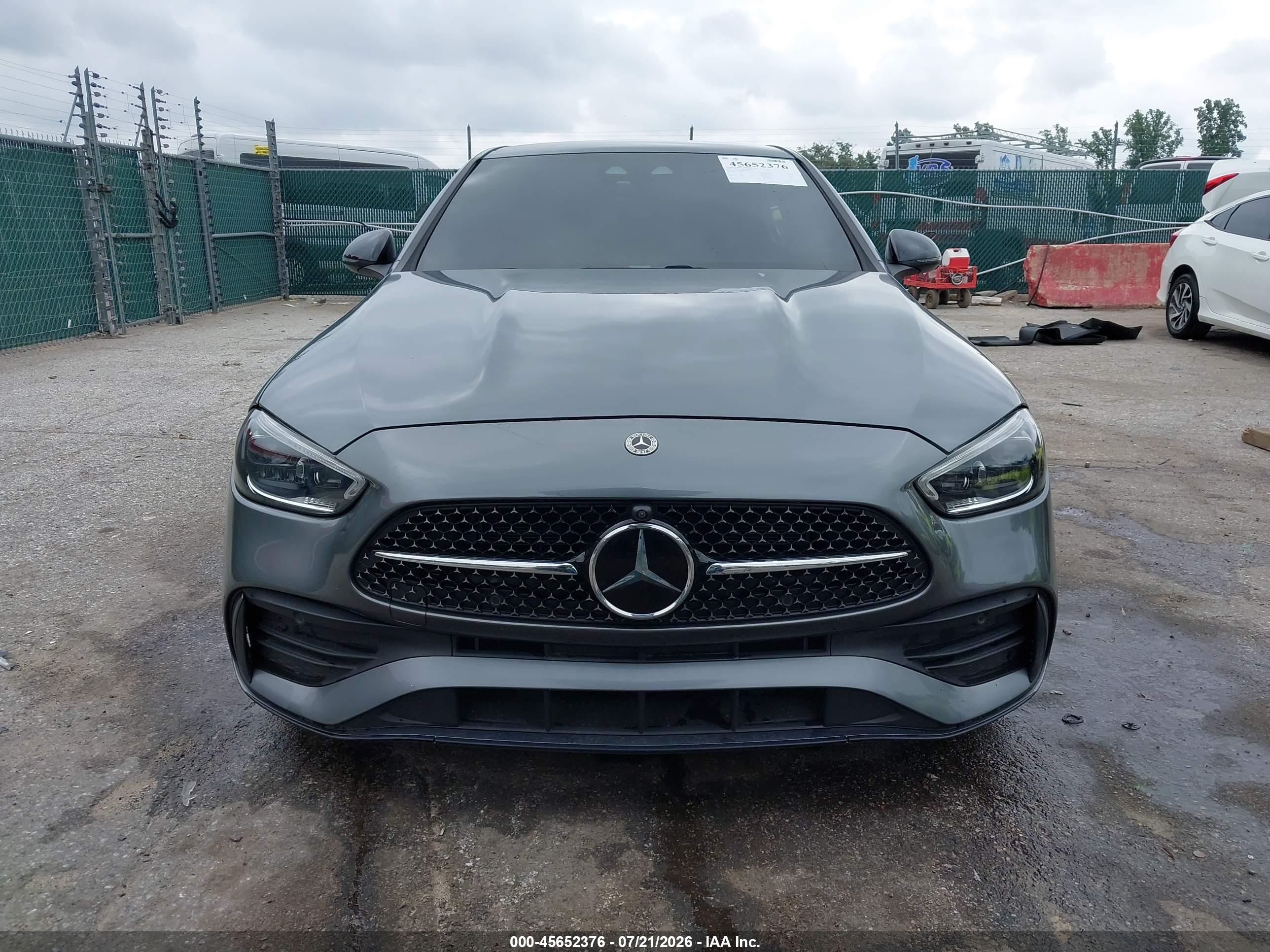2024 MERCEDES-BENZ C 300