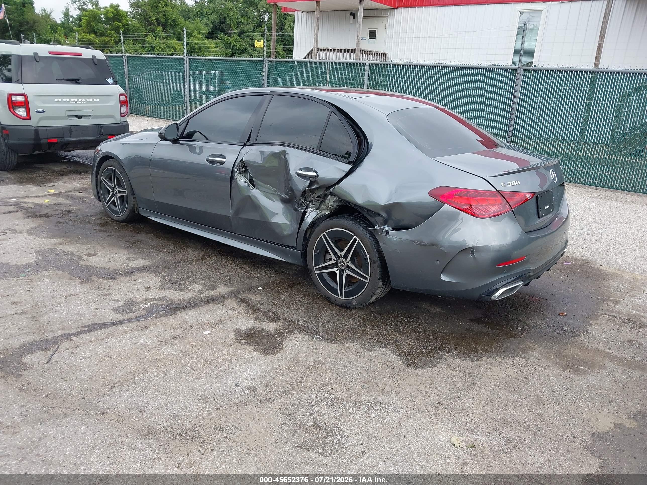 2024 MERCEDES-BENZ C 300
