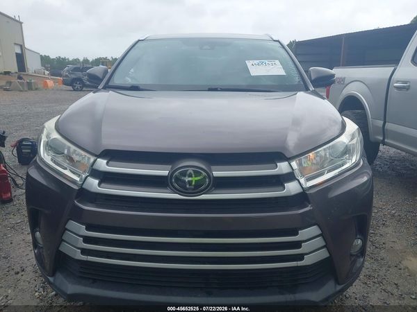 2019 TOYOTA HIGHLANDER XLE