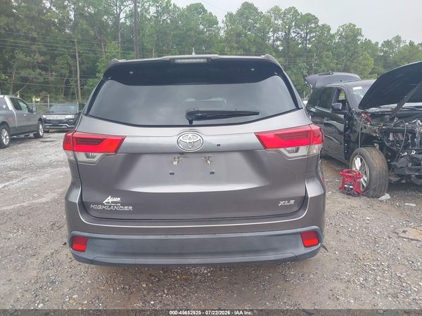 2019 TOYOTA HIGHLANDER XLE