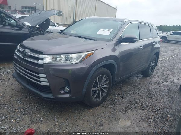 2019 TOYOTA HIGHLANDER XLE