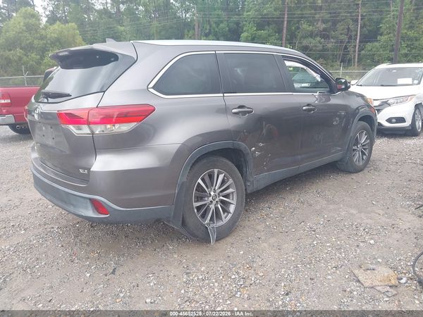 2019 TOYOTA HIGHLANDER XLE