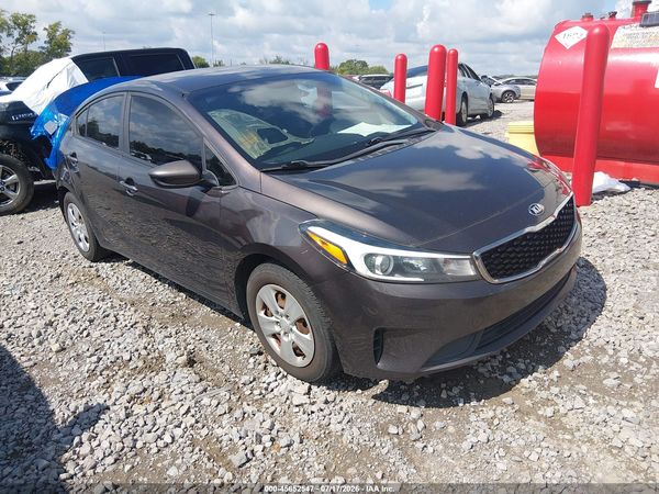 2017 KIA FORTE LX