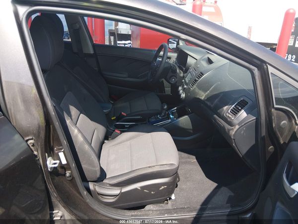 2017 KIA FORTE LX