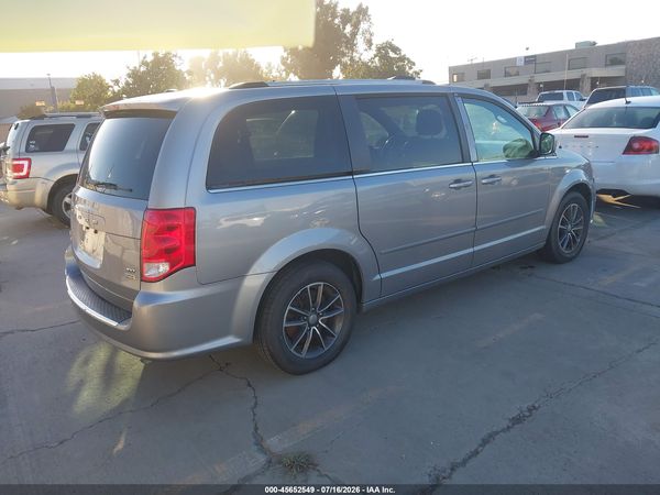 2017 DODGE GRAND CARAVAN SXT