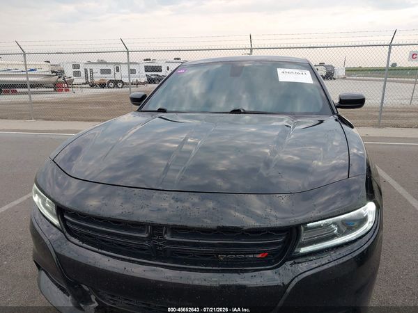 2015 DODGE CHARGER SXT
