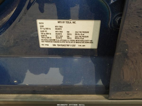 2024 TESLA MODEL Y