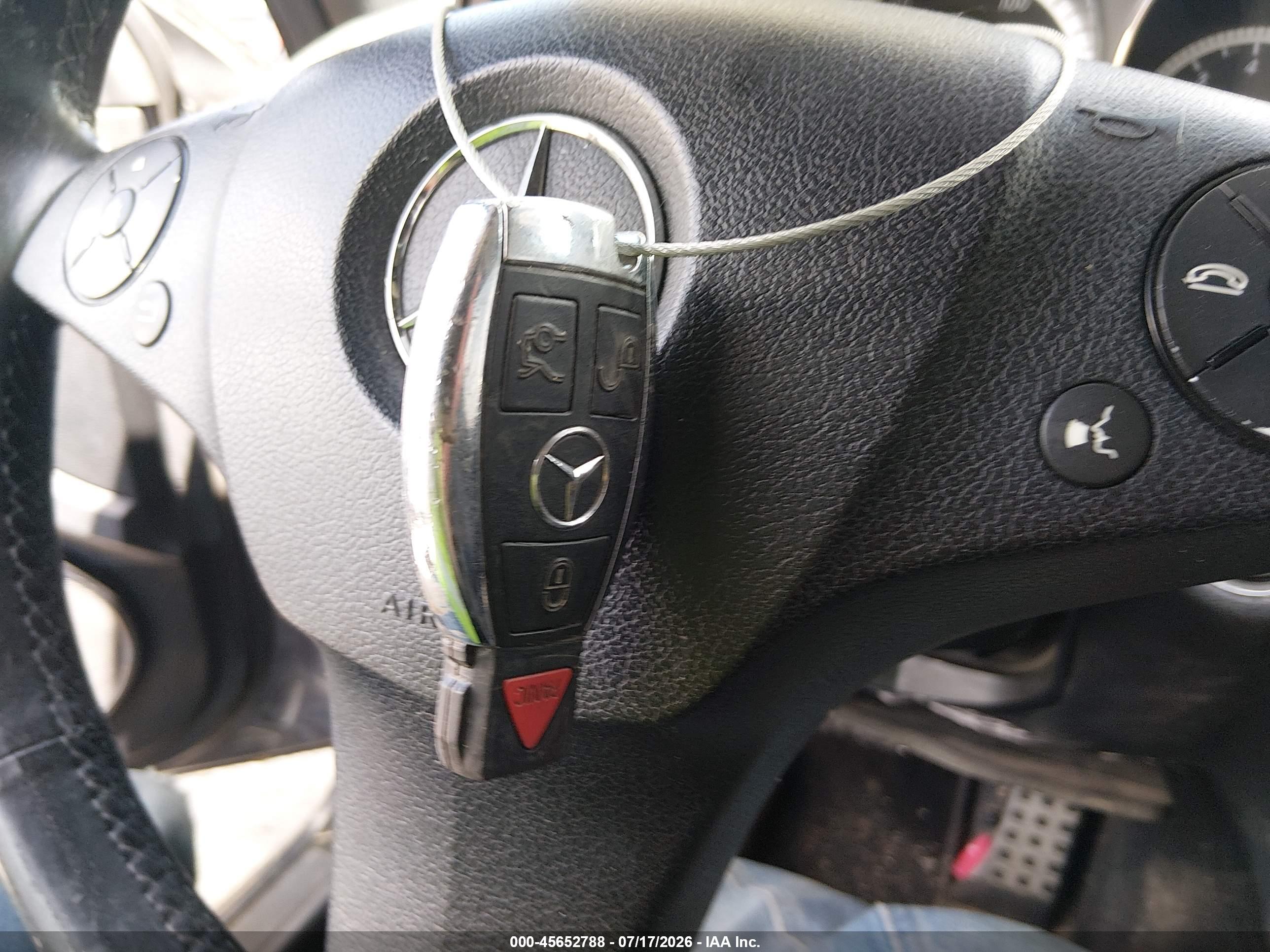 2011 MERCEDES-BENZ C 300 C300 4-MATIC