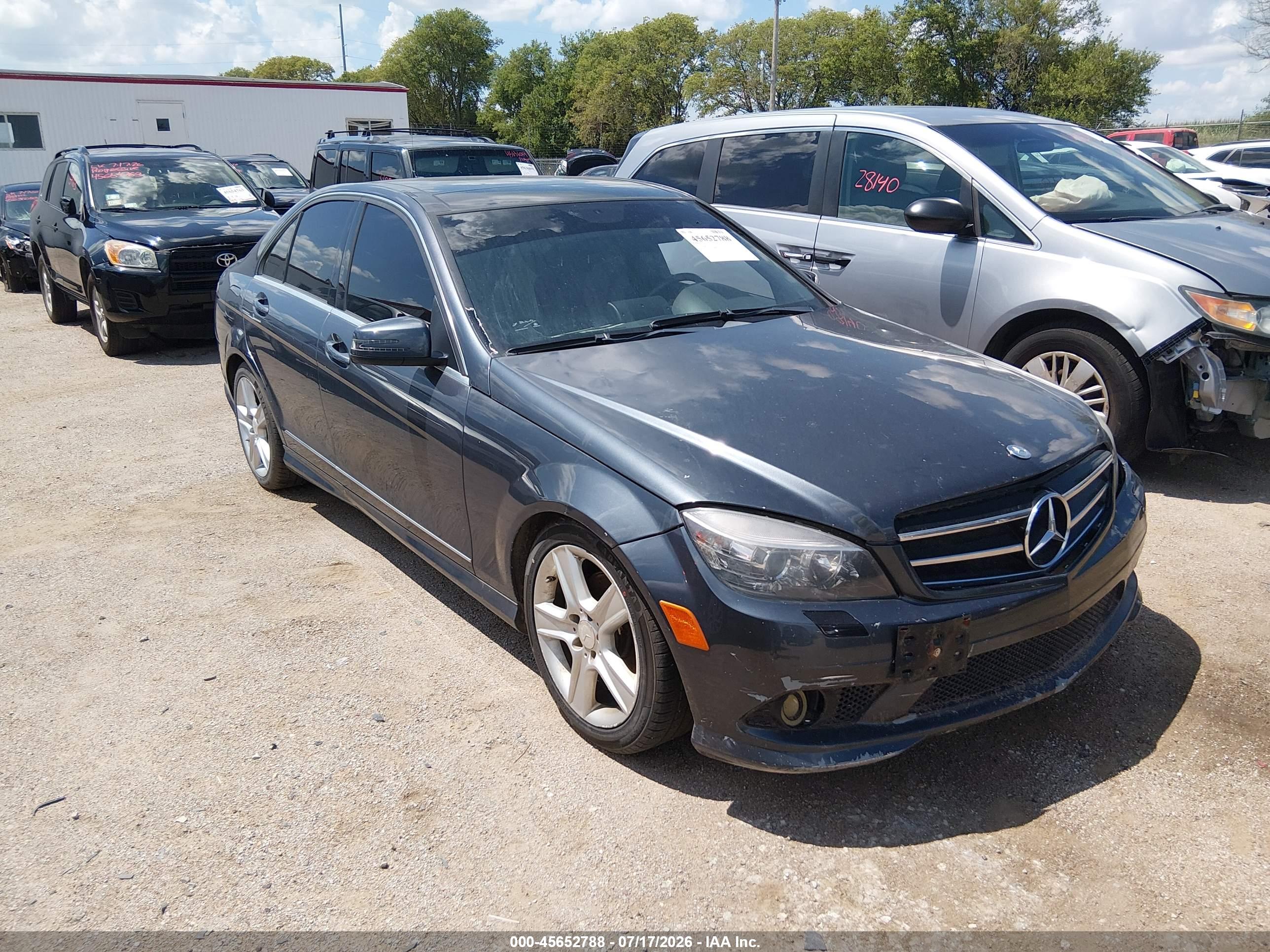 2011 MERCEDES-BENZ C 300 C300 4-MATIC