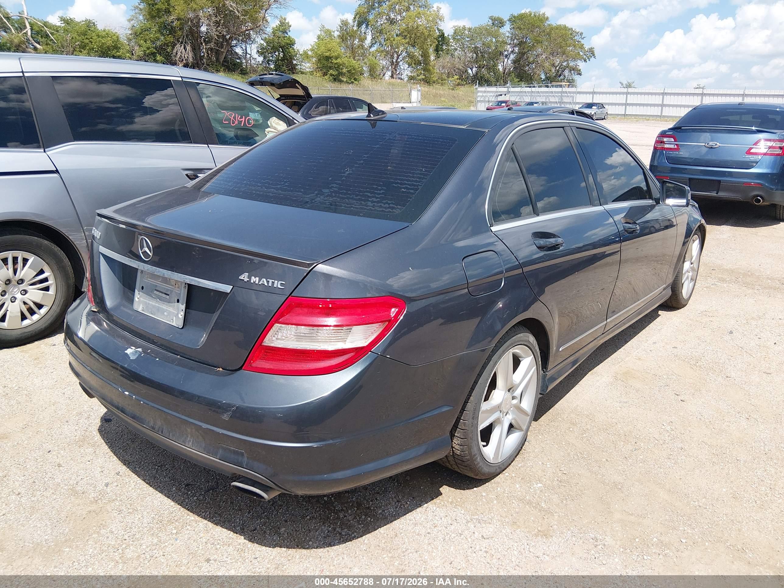 2011 MERCEDES-BENZ C 300 C300 4-MATIC