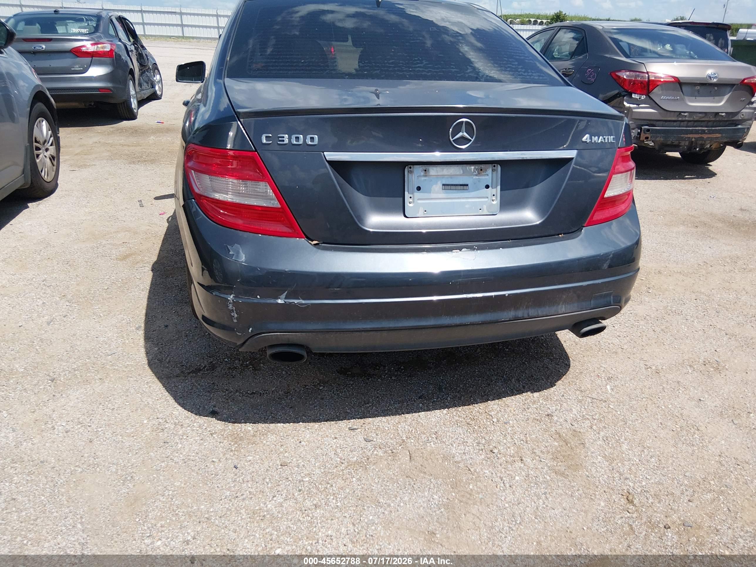 2011 MERCEDES-BENZ C 300 C300 4-MATIC