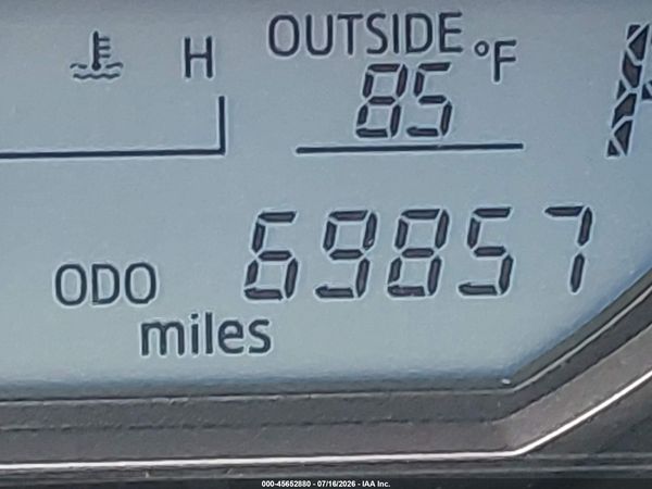 2016 TOYOTA RAV4 LE