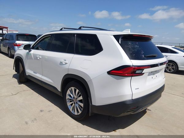 2024 TOYOTA GRAND HIGHLANDER PLATINUM