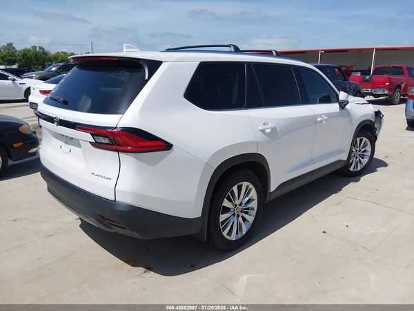 2024 TOYOTA GRAND HIGHLANDER PLATINUM