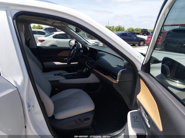 2024 TOYOTA GRAND HIGHLANDER PLATINUM