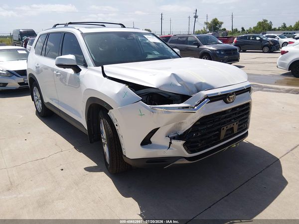 2024 TOYOTA GRAND HIGHLANDER PLATINUM