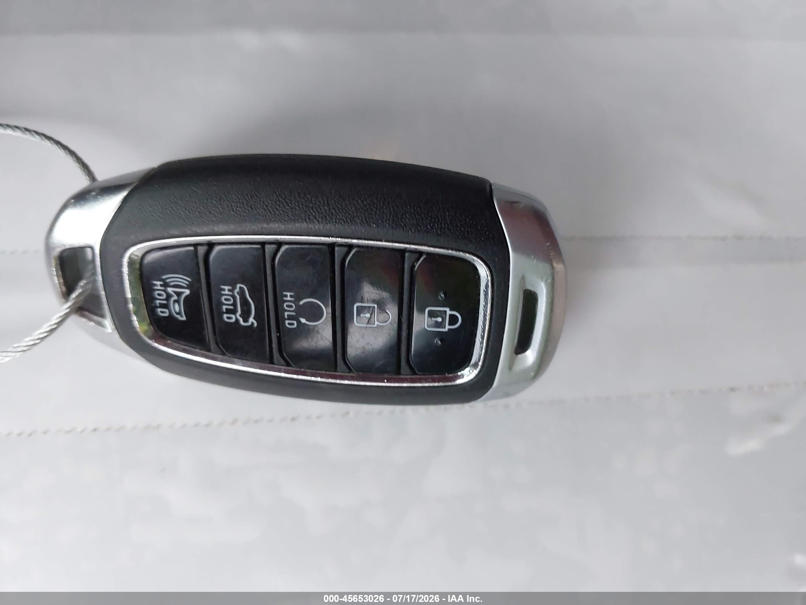 2022 HYUNDAI ELANTRA Limited