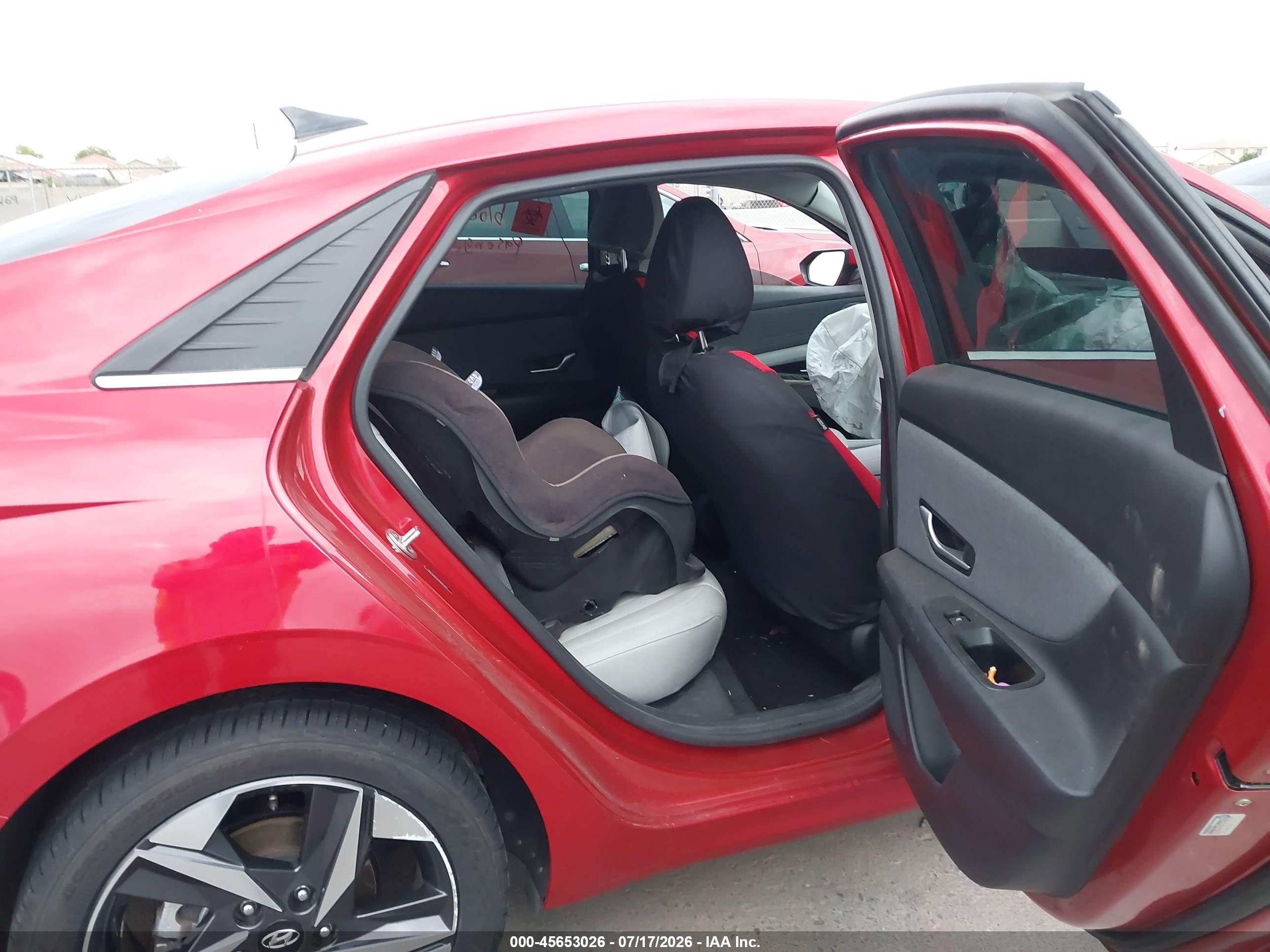 2022 HYUNDAI ELANTRA Limited