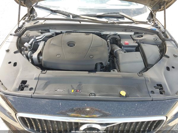 2018 VOLVO V90 CROSS COUNTRY T5