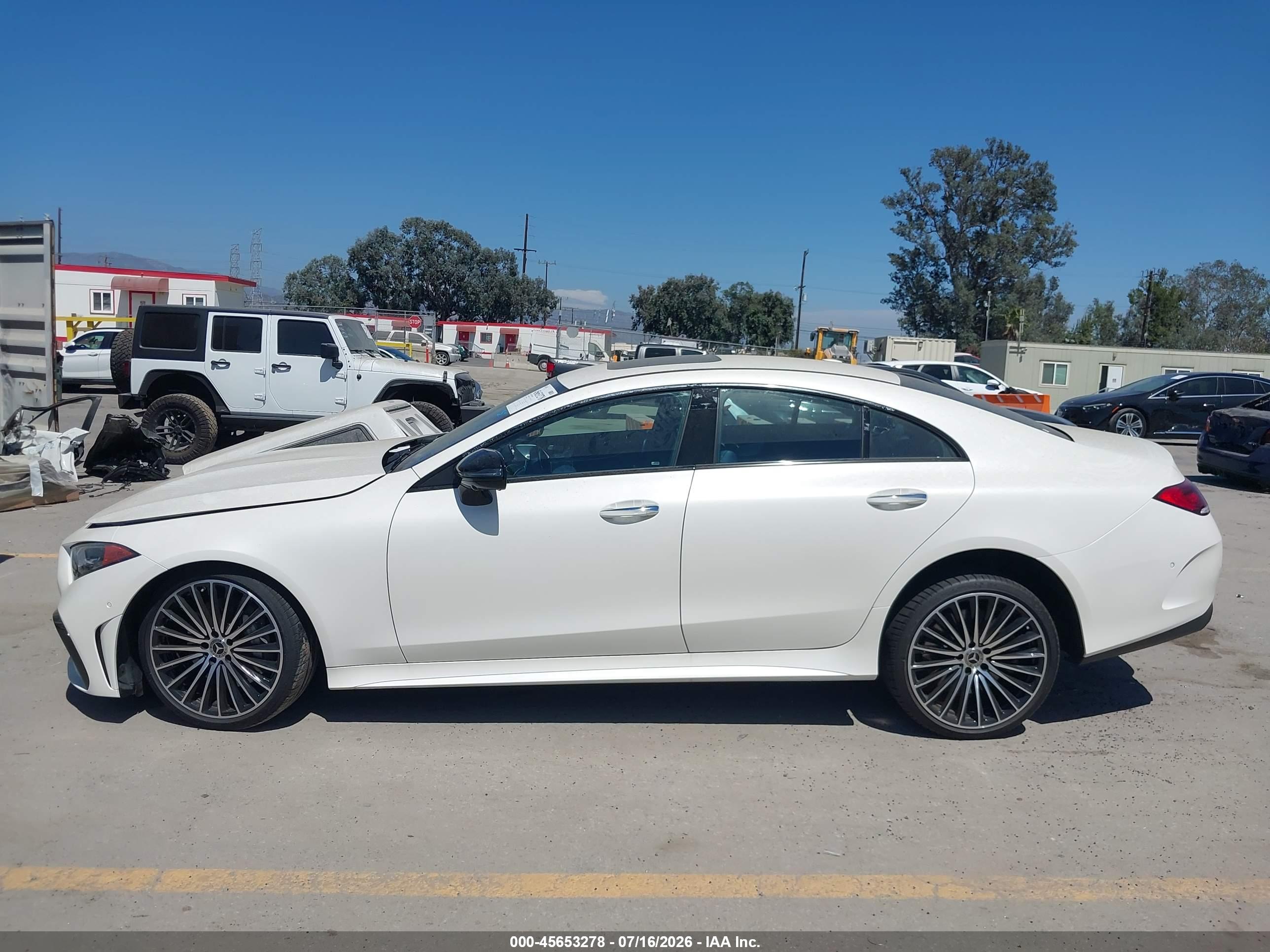 Mercedes-Benz CLS