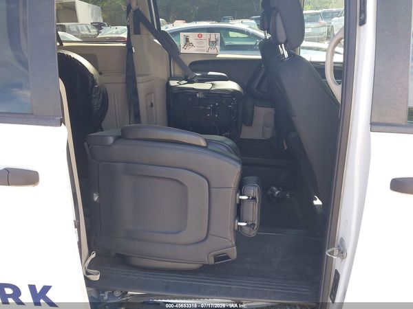 2019 DODGE GRAND CARAVAN SE