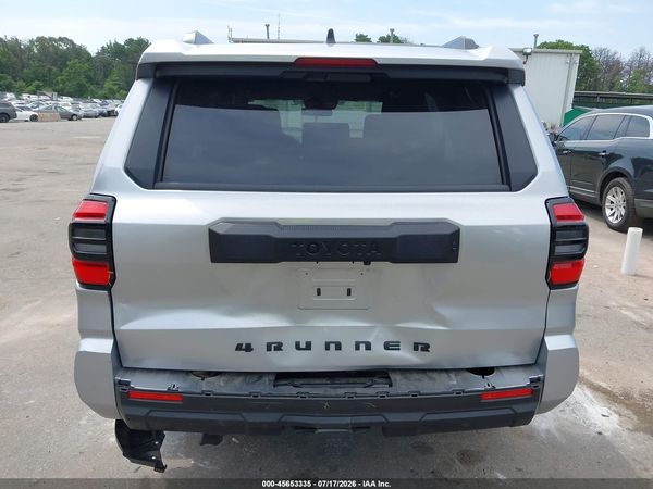 2025 TOYOTA 4RUNNER SR5
