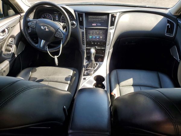 2017 INFINITI Q50