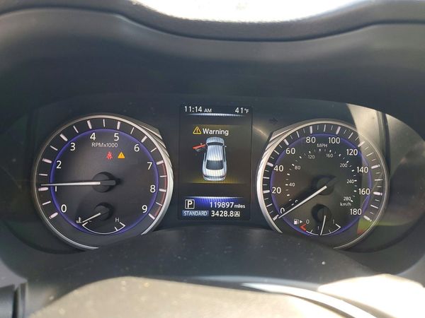 2017 INFINITI Q50