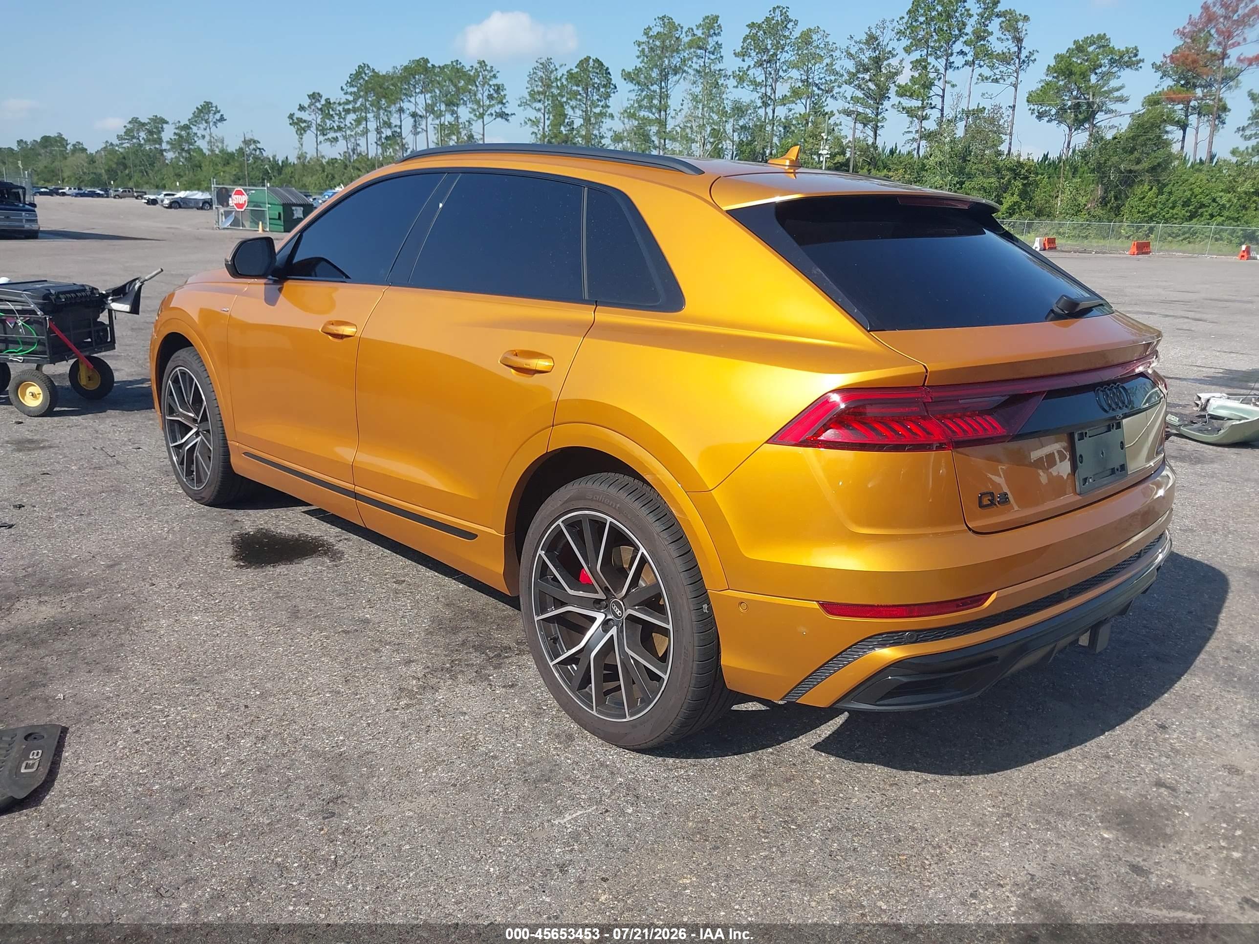 2021 AUDI Q8
