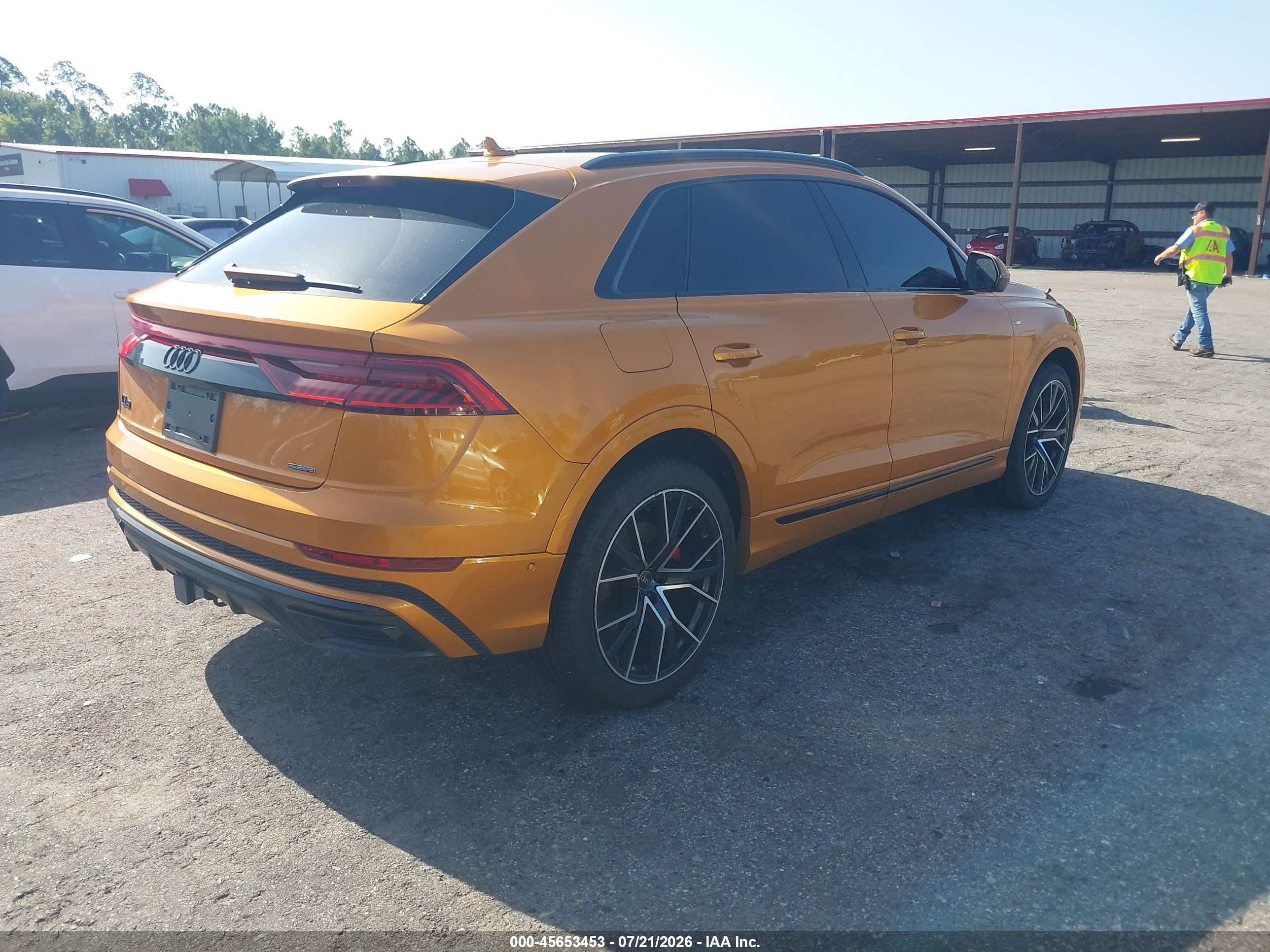 2021 AUDI Q8