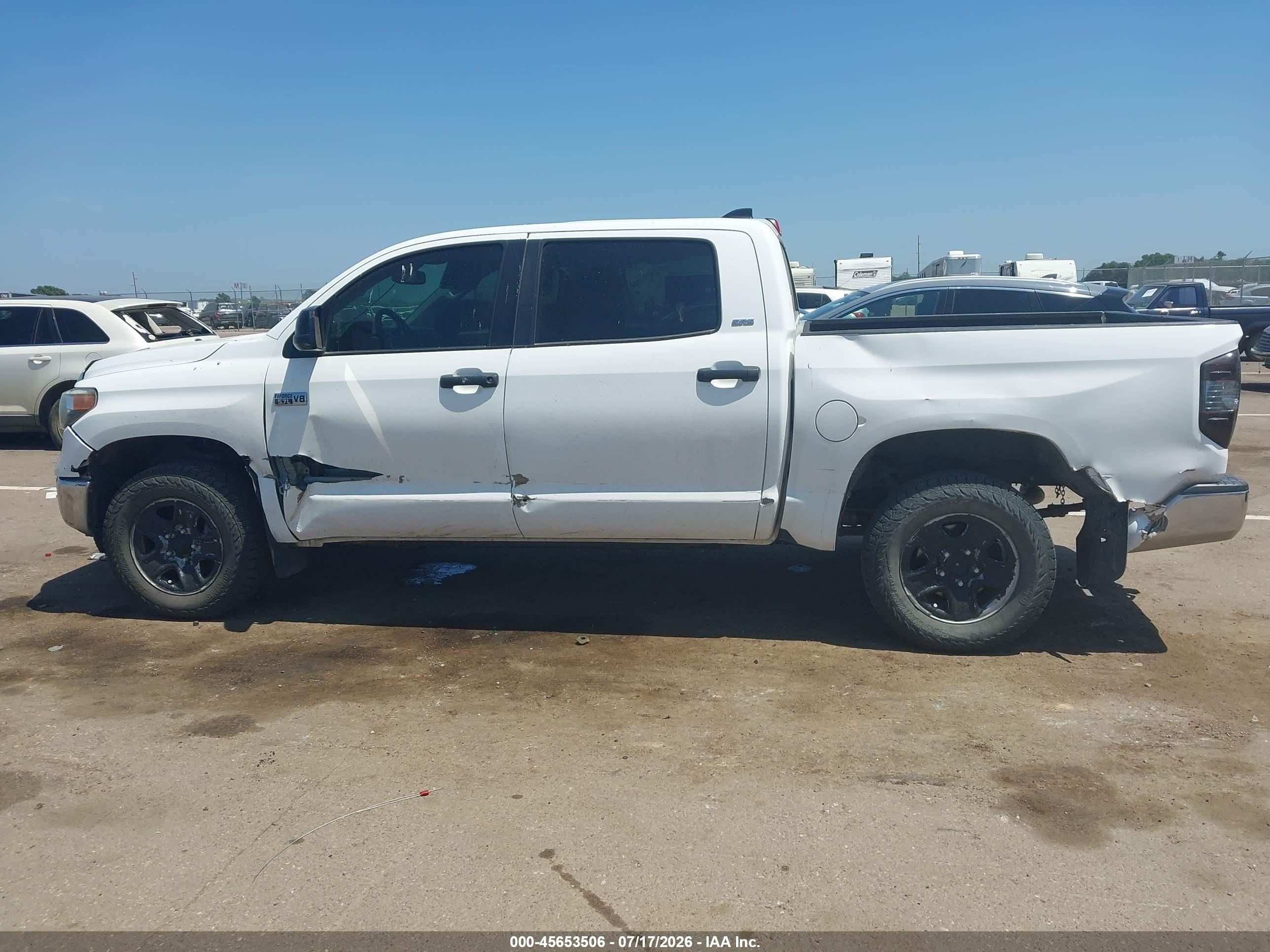2021 TOYOTA TUNDRA SR5