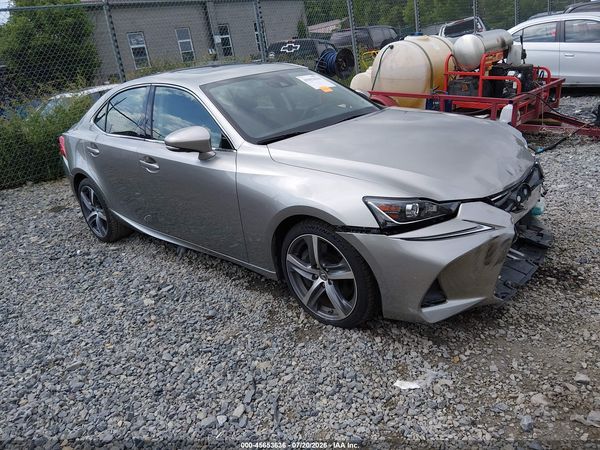 2018 LEXUS IS 300