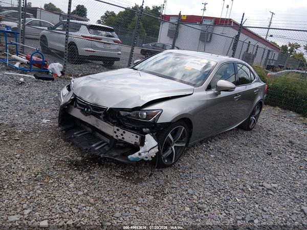2018 LEXUS IS 300