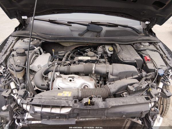 2018 INFINITI QX30 ESSENTIAL