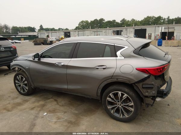 2018 INFINITI QX30 ESSENTIAL