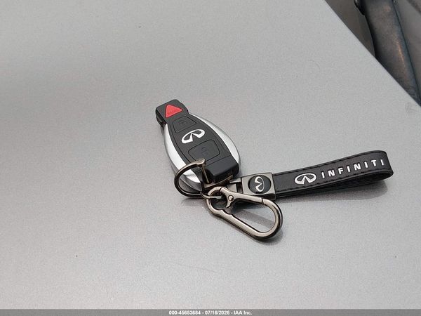 2018 INFINITI QX30 ESSENTIAL