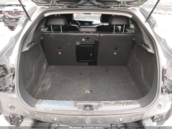 2018 INFINITI QX30 ESSENTIAL