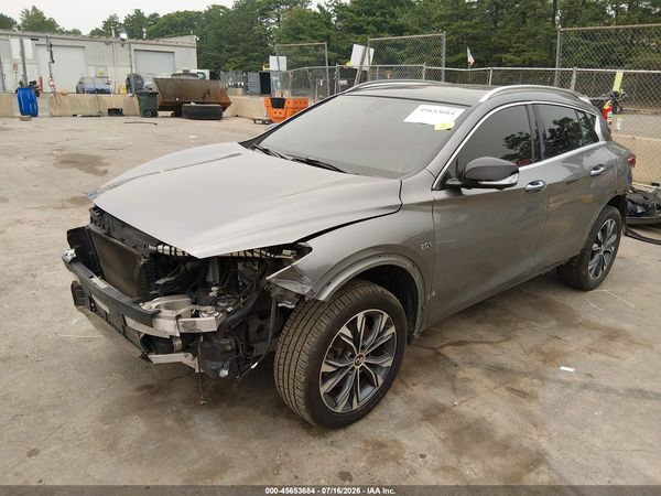 2018 INFINITI QX30 ESSENTIAL