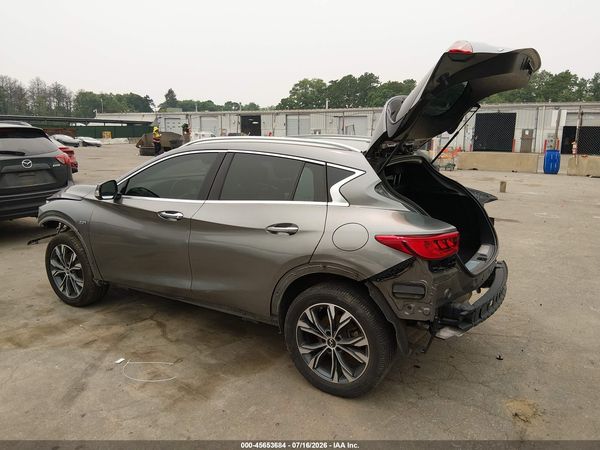 2018 INFINITI QX30 ESSENTIAL