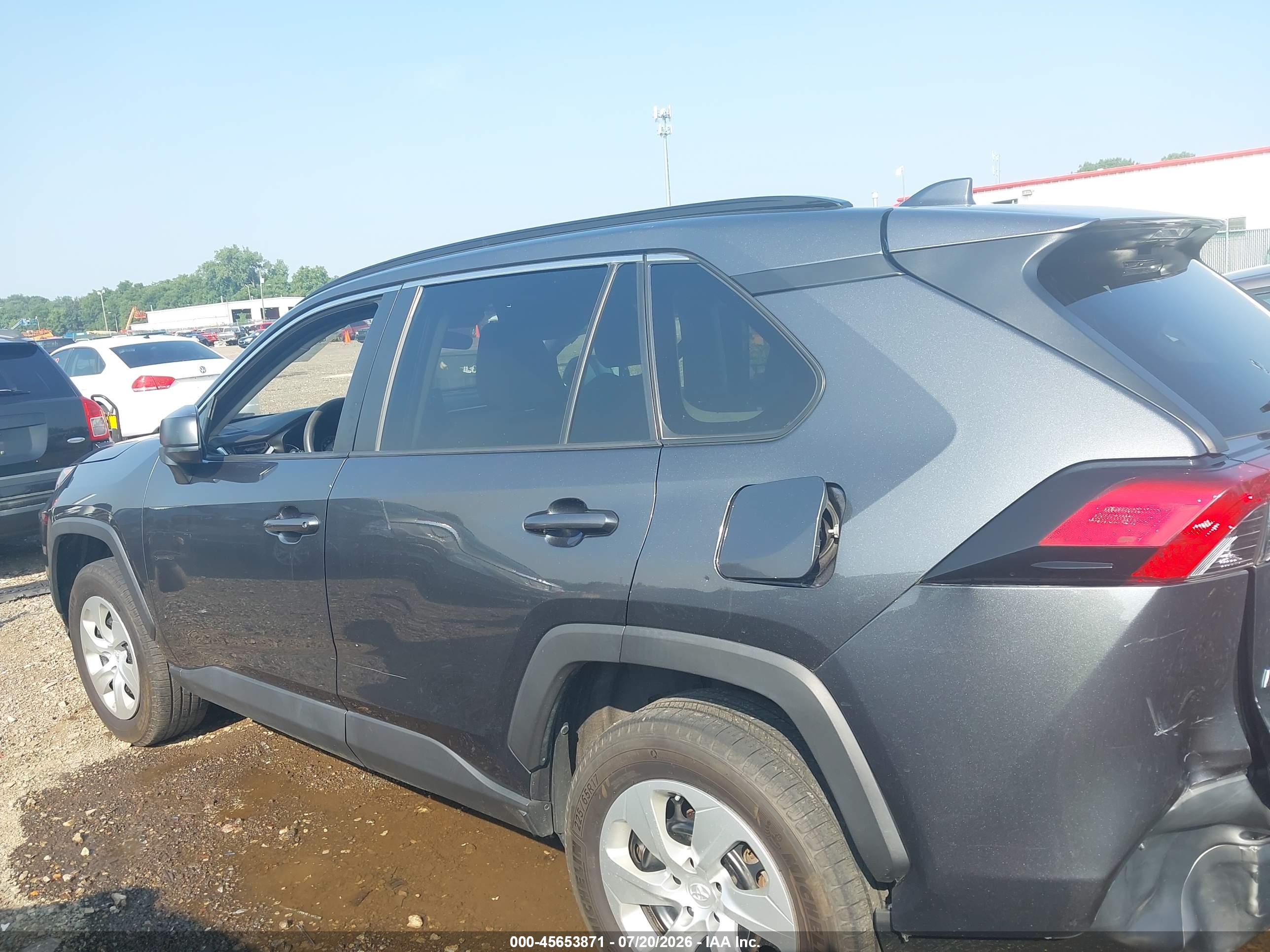 2019 TOYOTA RAV4 LE