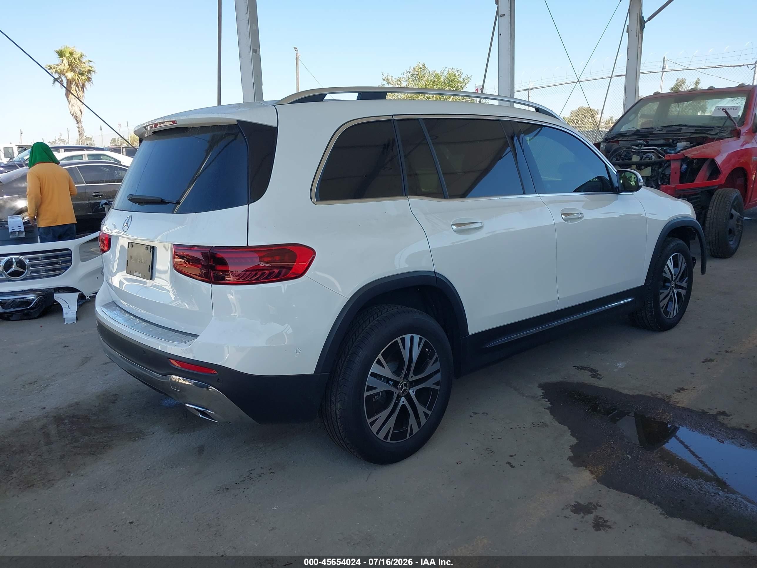 2025 MERCEDES-BENZ GLB 250 GLB250