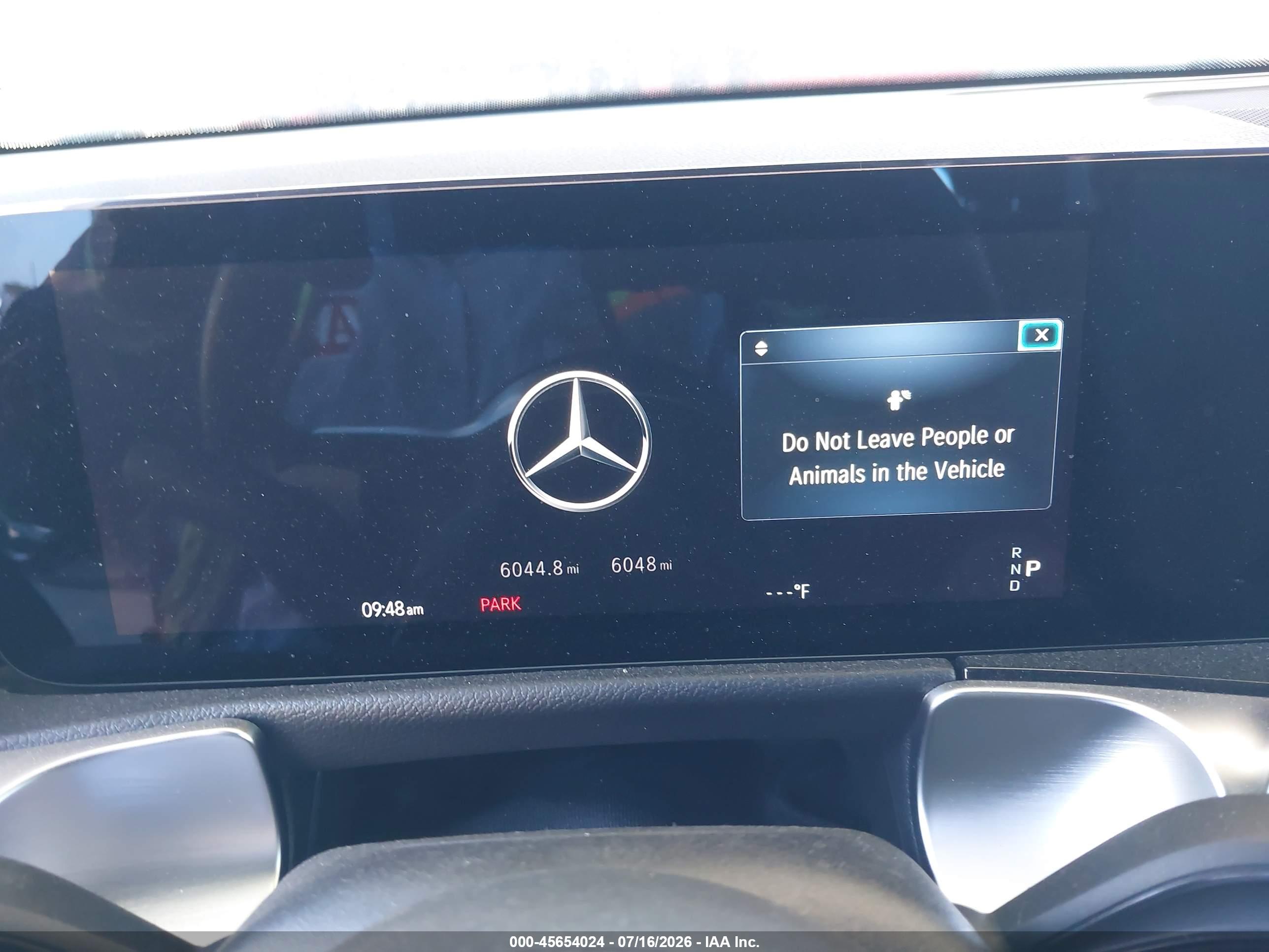 2025 MERCEDES-BENZ GLB 250 GLB250