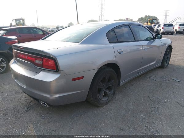 2014 DODGE CHARGER SE
