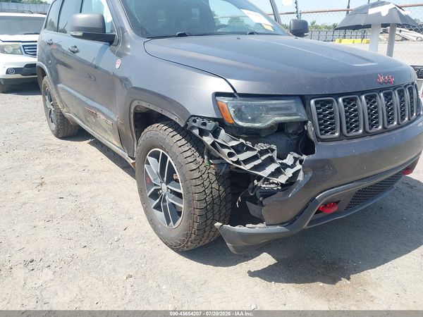 2017 JEEP GRAND CHEROKEE TRAILHAWK
