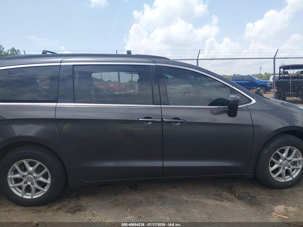 2020 CHRYSLER VOYAGER LXI