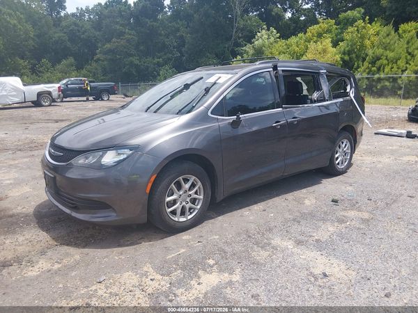 2020 CHRYSLER VOYAGER LXI