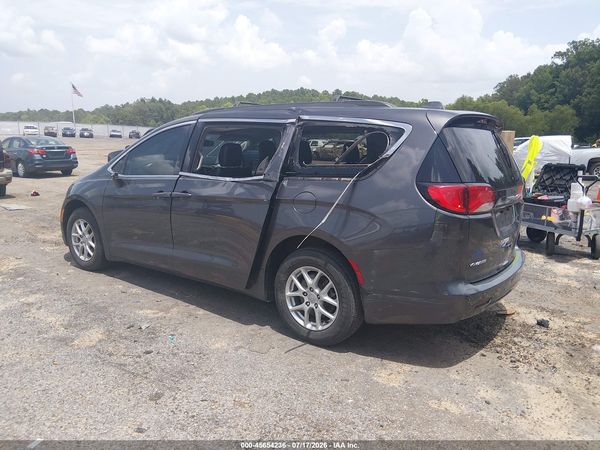2020 CHRYSLER VOYAGER LXI