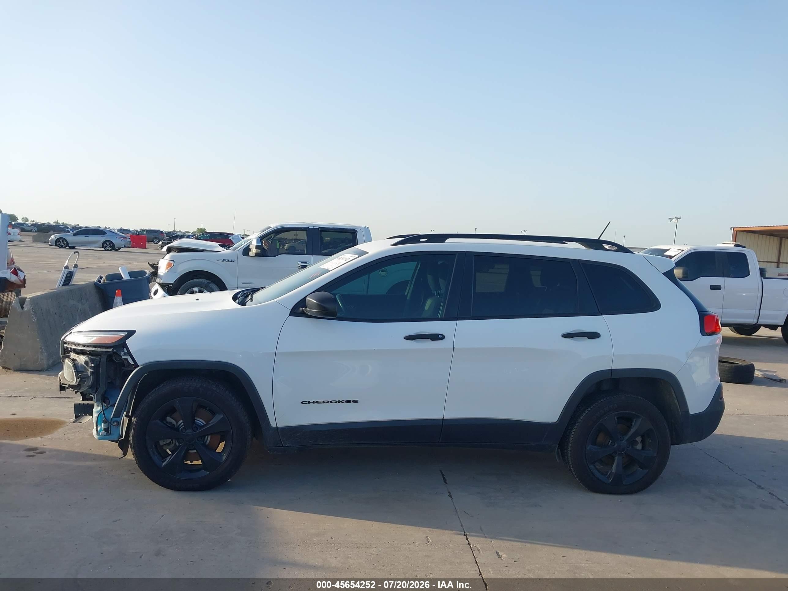 2017 JEEP CHEROKEE ALTITUDE FWD
