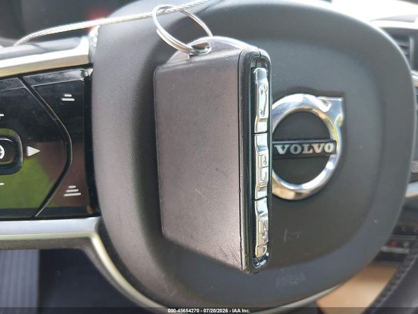 2018 VOLVO XC90 T6 MOMENTUM