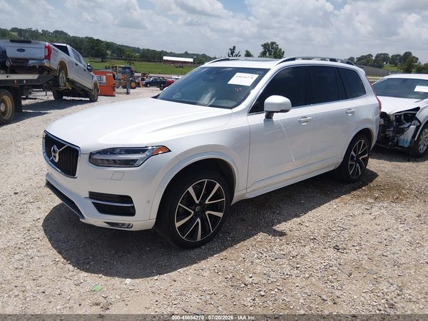 2018 VOLVO XC90 T6 MOMENTUM